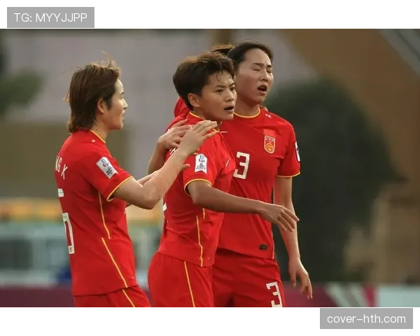 越南国家队强势晋级亚洲杯八强，团结拼搏展现状态回暖